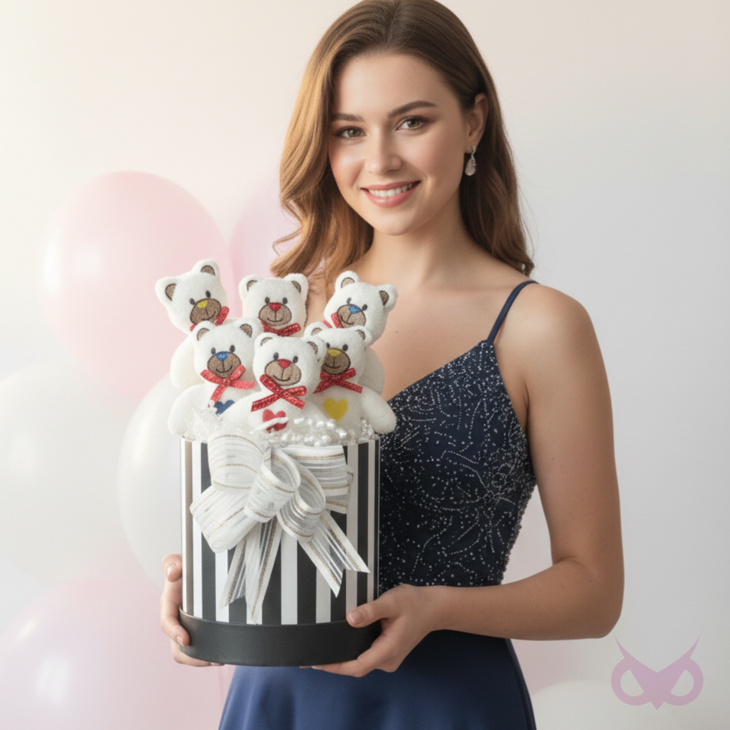 Premium Hediye 6'lı Renkli Nakışlı Peluş Beyaz Ayıcık Buketi