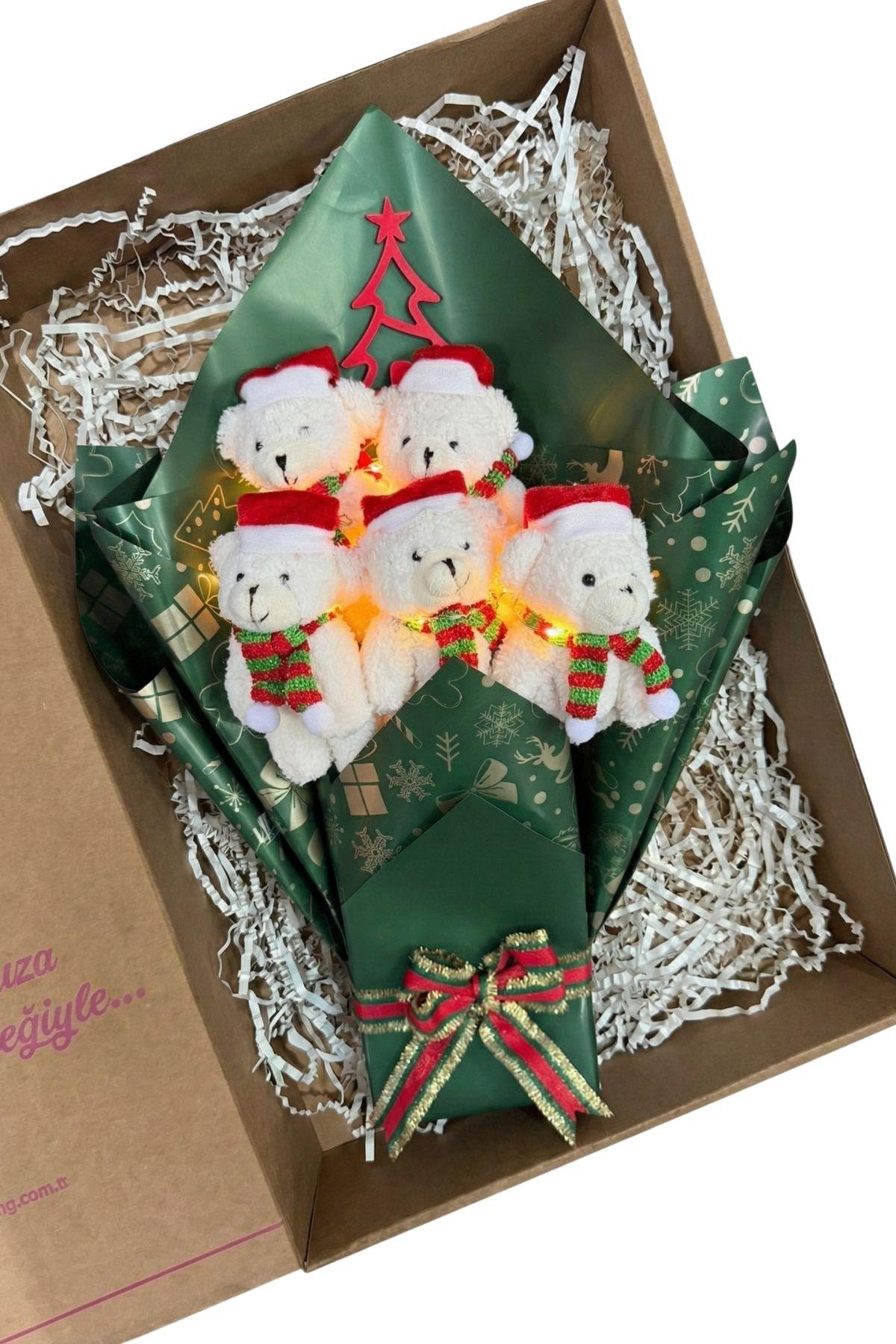 Premium Özel Yeni Yıl Serisi – Yeşil Konseptli LED Işıklı 5’li Noel Ayıcık Buketi