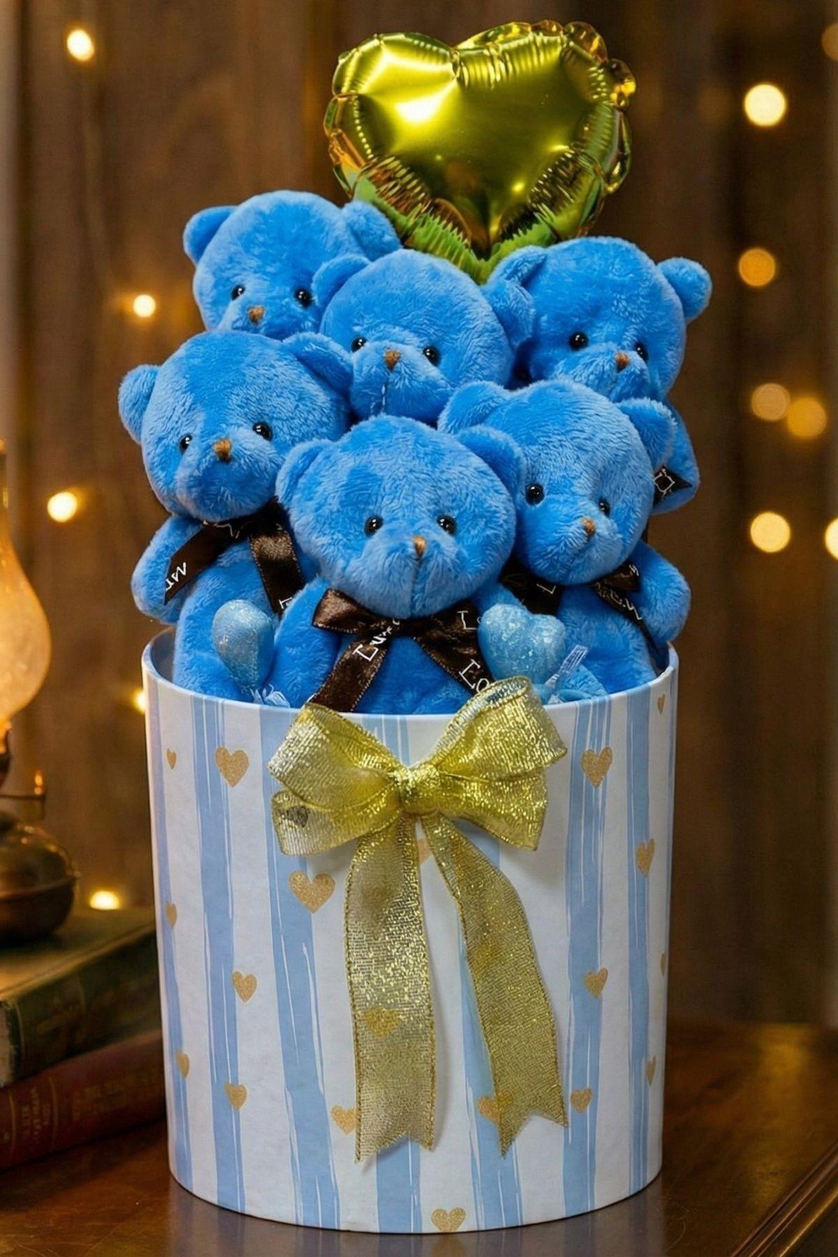 Kadınlar Gününe ÖZEL: LED Peri Işıklı Gold Detaylı Premium Silindir Kutuda, Kalpli Balonlu 6’lı Mavi Ayıcık Buketi