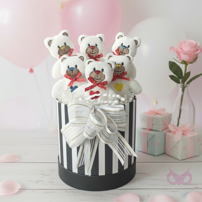 Premium Hediye 6'lı Renkli Nakışlı Peluş Beyaz Ayıcık Buketi