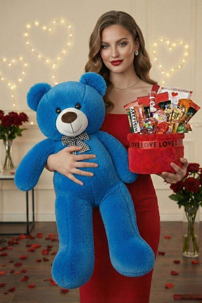 3’lü Kadınlar Günü Hediye Seti | 90 Cm Peluş Ayı, Love Çikolata Sepeti & Mavi Peluş Ayıcık Buketi