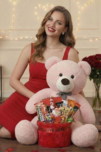 3’lü Kadınlar Günü Hediye Seti | 90 Cm Peluş Ayı, Love Çikolata Sepeti & Mavi Peluş Ayıcık Buketi