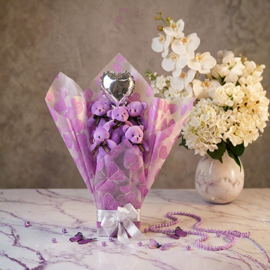 Premium Kelebek Desenli Yumoş MOR Peluş Ayıcık Buketi–Kalp Balonlu