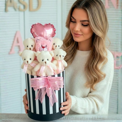 Premium Hediye LED Işıklı Kalpli Balonlu 6’lı Pembe Ayıcık Buketi