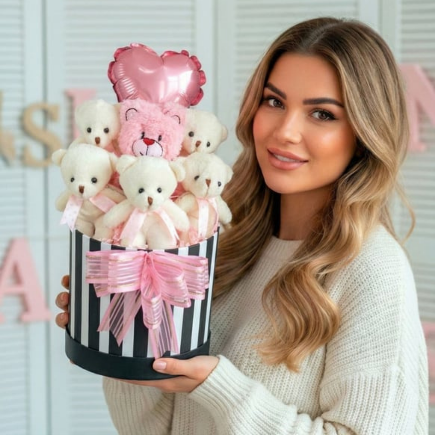 Premium Hediye LED Işıklı Kalpli Balonlu 6’lı Pembe Ayıcık Buketi