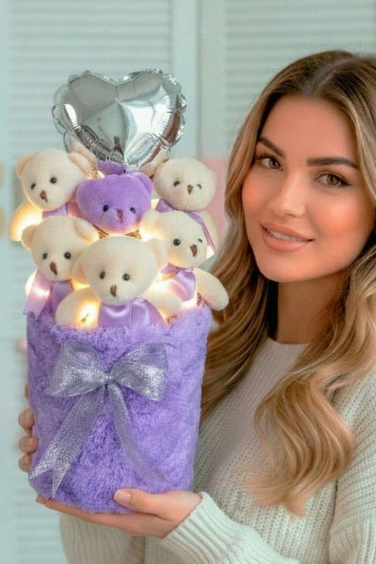 Kadınlar Gününe ÖZEL: Deluxe Lila Peluş Silindir Kutuda, LED Işıklı Kalpli Balonlu 6’lı Lila Ayıcık Buketi - Sevdiğine Hediye