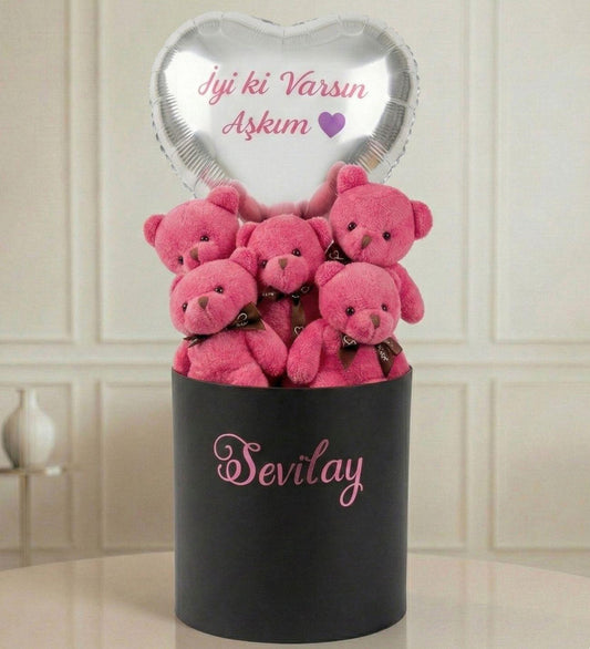 Kişiye Özel İsim Yazılı Deluxe kutuda Peluş Fuşya 5'li Ayıcık Buketi – Mesajlı Kalpli