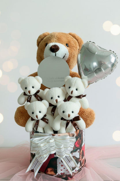 Kadınlar Gününe ÖZEL: Mesajlı Ayna ve Kalpli Kutuda Kahverengi - Pembe Delüxe Peluş Ayıcık Buketi – Romantik Hediye Seti