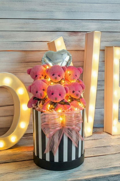 Premium Silindir Hediye Kutusunda, Kalp Balonlu LED Işıklı 6’lı Fuşya Ayıcık Buketi, Sevdiğini Hediye