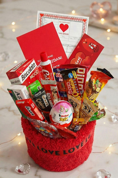 Kadınlar Günü Özel: 90 Cm Peluş Ayı Kırmızı Love Yazılı Tatlı Çikolata Sepeti Sevgiliye Hediye