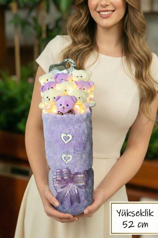 Kadınlar Gününe ÖZEL: Deluxe Mor-Beyaz Peluş Ayıcık LED Işıklı Kalp Balonlu Peluş Vazo Tasarımlı Ayıcık Buketi