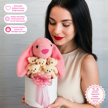 45 cm Pembe Bunny Tavşan ve 5 Adet Krem Peluş Ayıcık Buketi