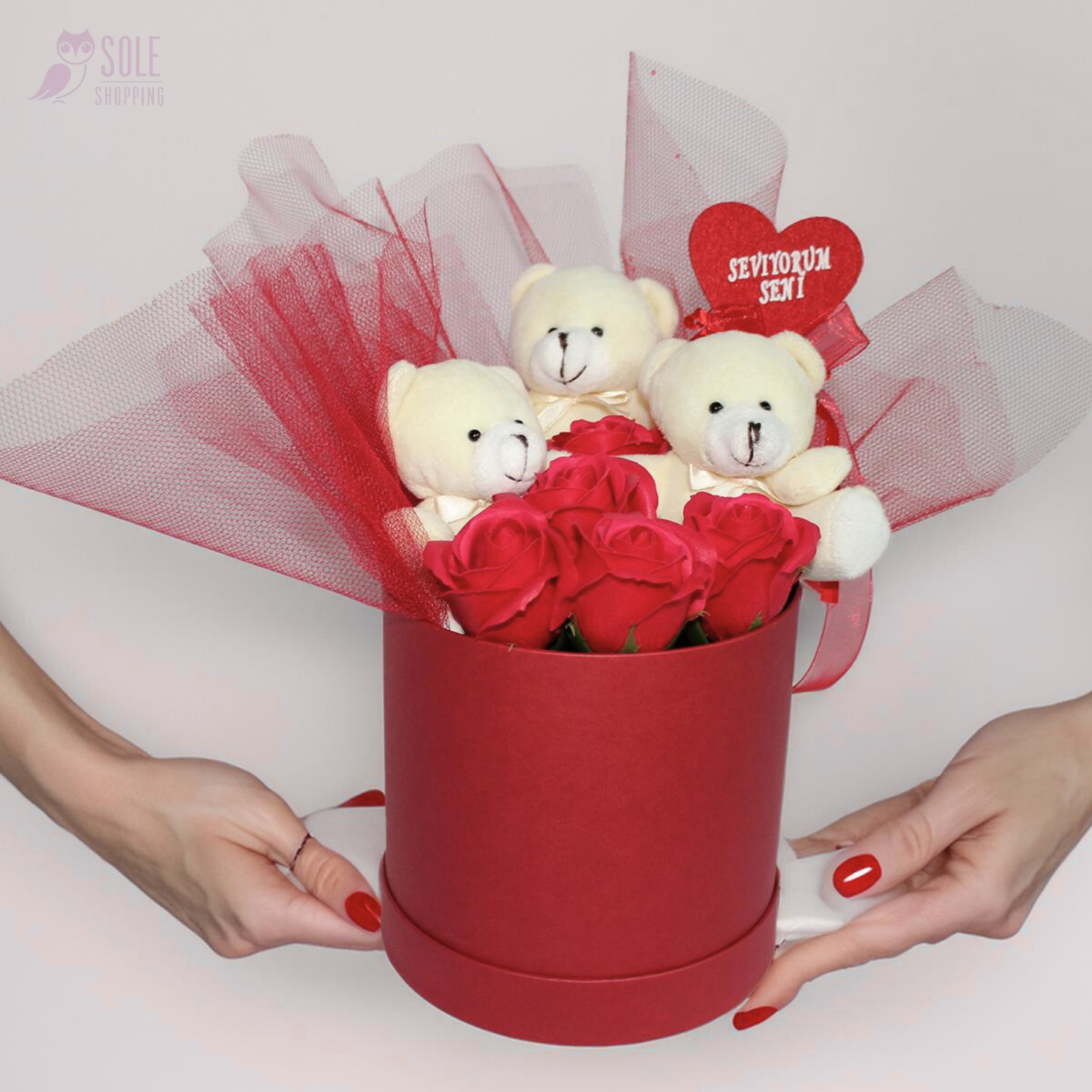 Aşkınızı Anlatmanın En Zarif Yolu: Özel Kutuda Minik Ayıcıklar, Kokulu Güller ve “Seviyorum Seni ”